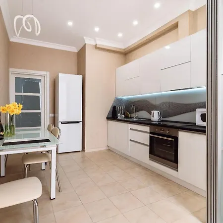 Panoramic 2 Bedroom Arcadia Sea View 197 Cozy * Odesa